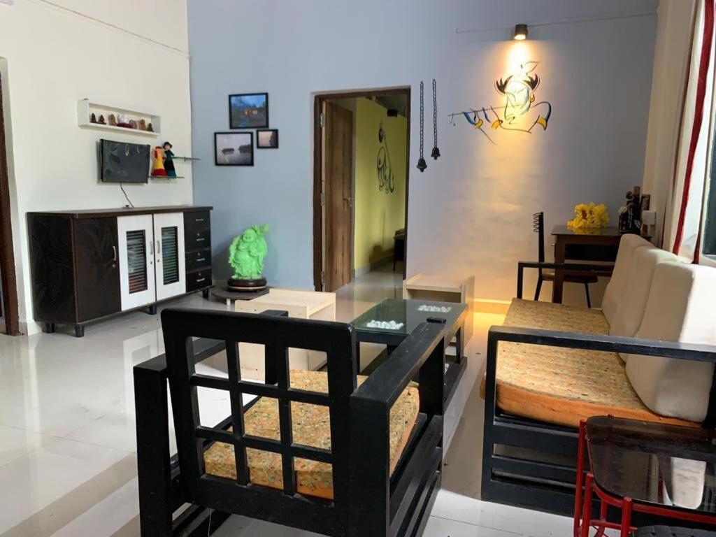 Sukant Homestay, Palu, Murbad Luaran gambar