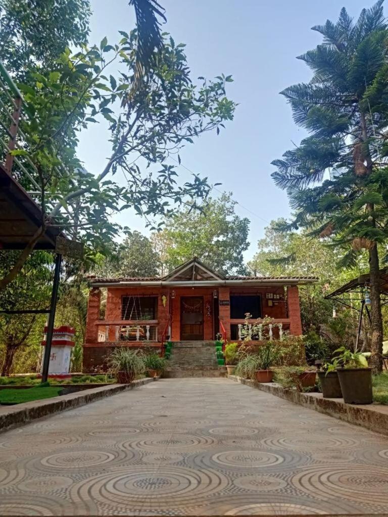 Sukant Homestay, Palu, Murbad Luaran gambar